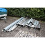 A large quantity of various flue