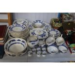 A quantity of Royal Golden dinnerware