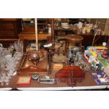 A quantity of various wooden and metalware to incl