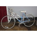 A girl's Raleigh bike
