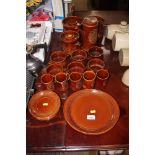 A quantity of Elgrave tea and dinnerware