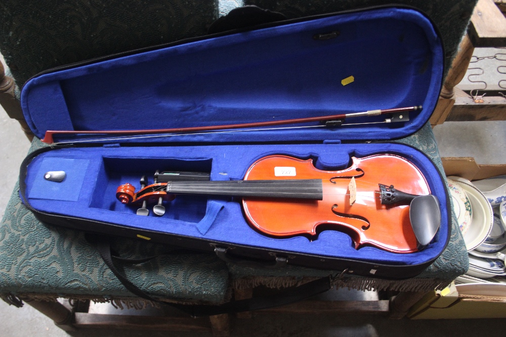 A Han Joseph Hauer violin in carrying case