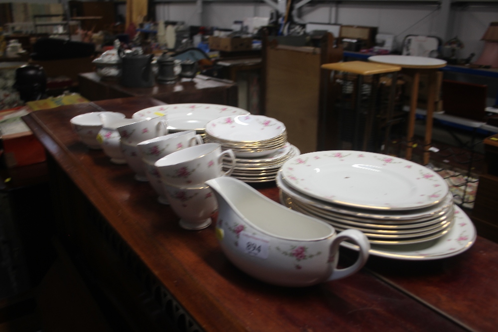 A quantity of Royal Osborne tea and dinnerware