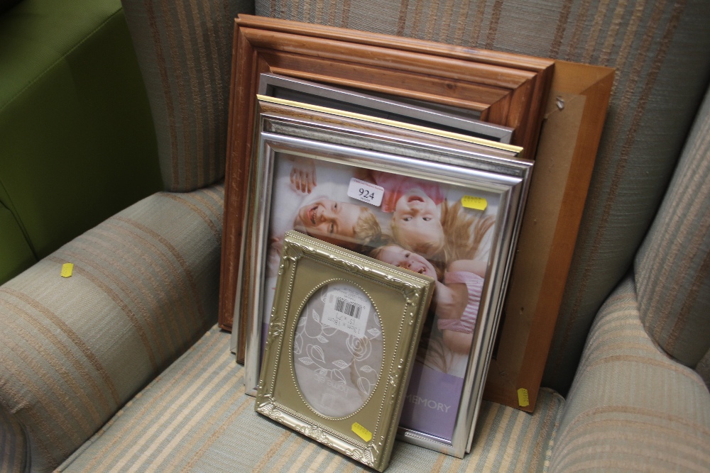 A quantity of picture frames