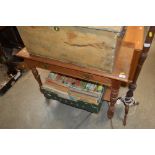 A mahogany dressing table fitted single drawer