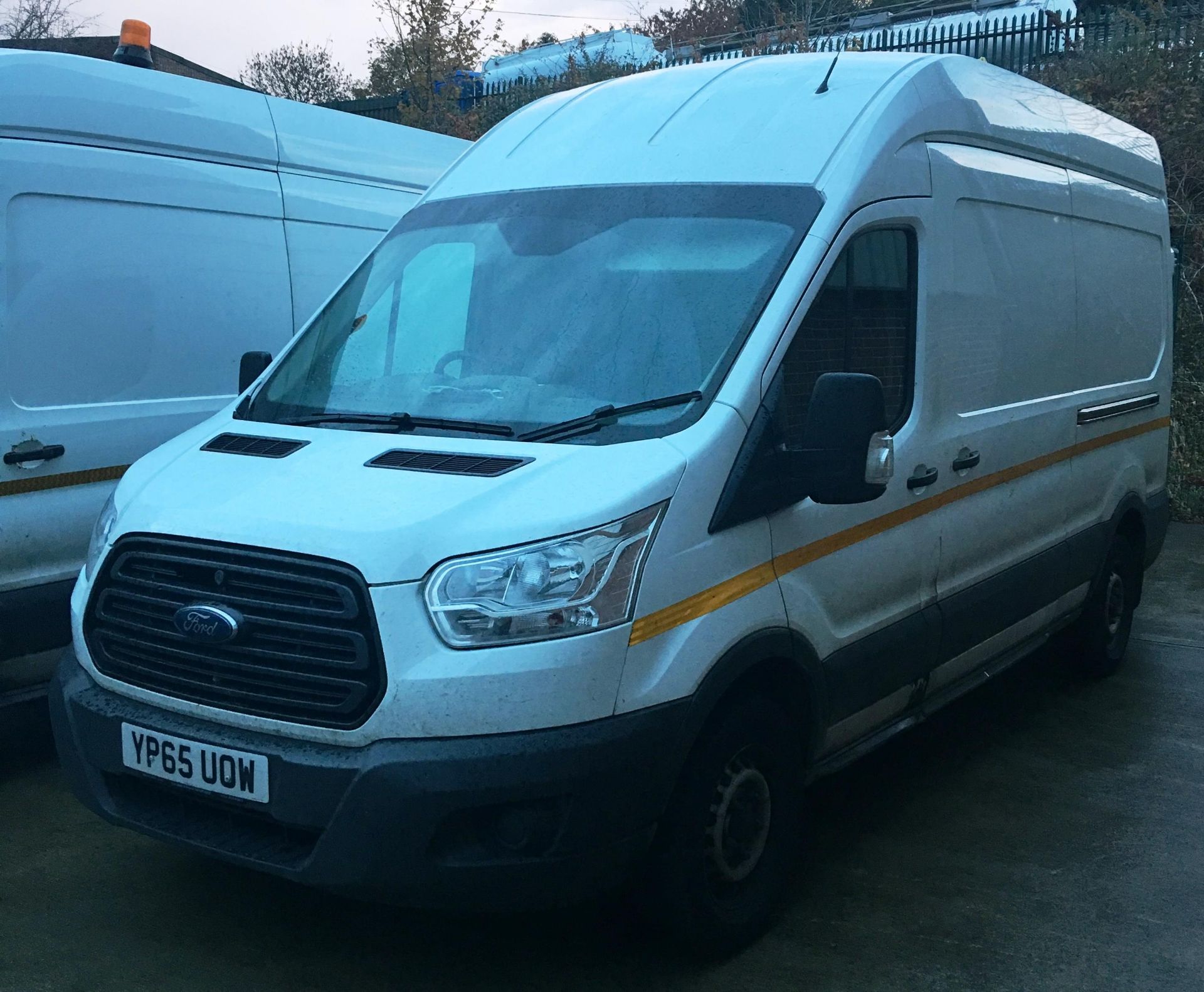 FORD TRANSIT 350 2.2 PANEL VAN - diesel - white Reg No YP65 UOW Rec Mil 79,026+ 1st Reg 09.11. - Image 7 of 8