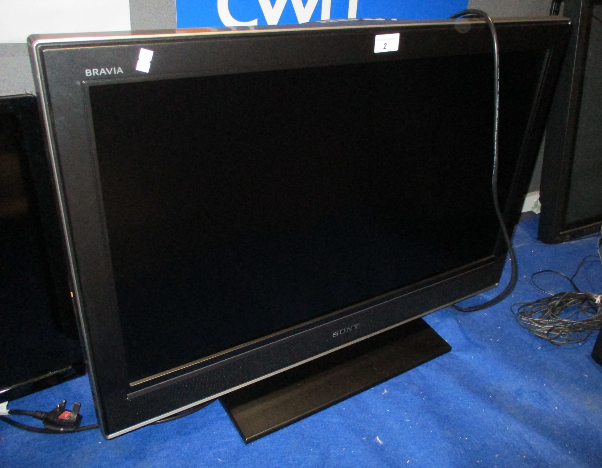 A Sony Bravia KDL-32D3000 32" LCD television (no remote control)
