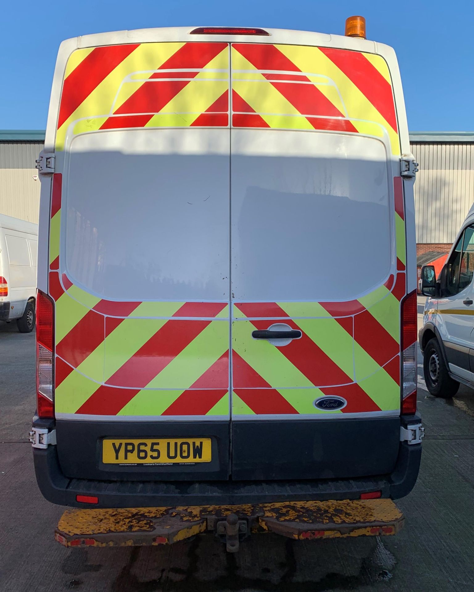 FORD TRANSIT 350 2.2 PANEL VAN - diesel - white Reg No YP65 UOW Rec Mil 79,026+ 1st Reg 09.11. - Image 4 of 8