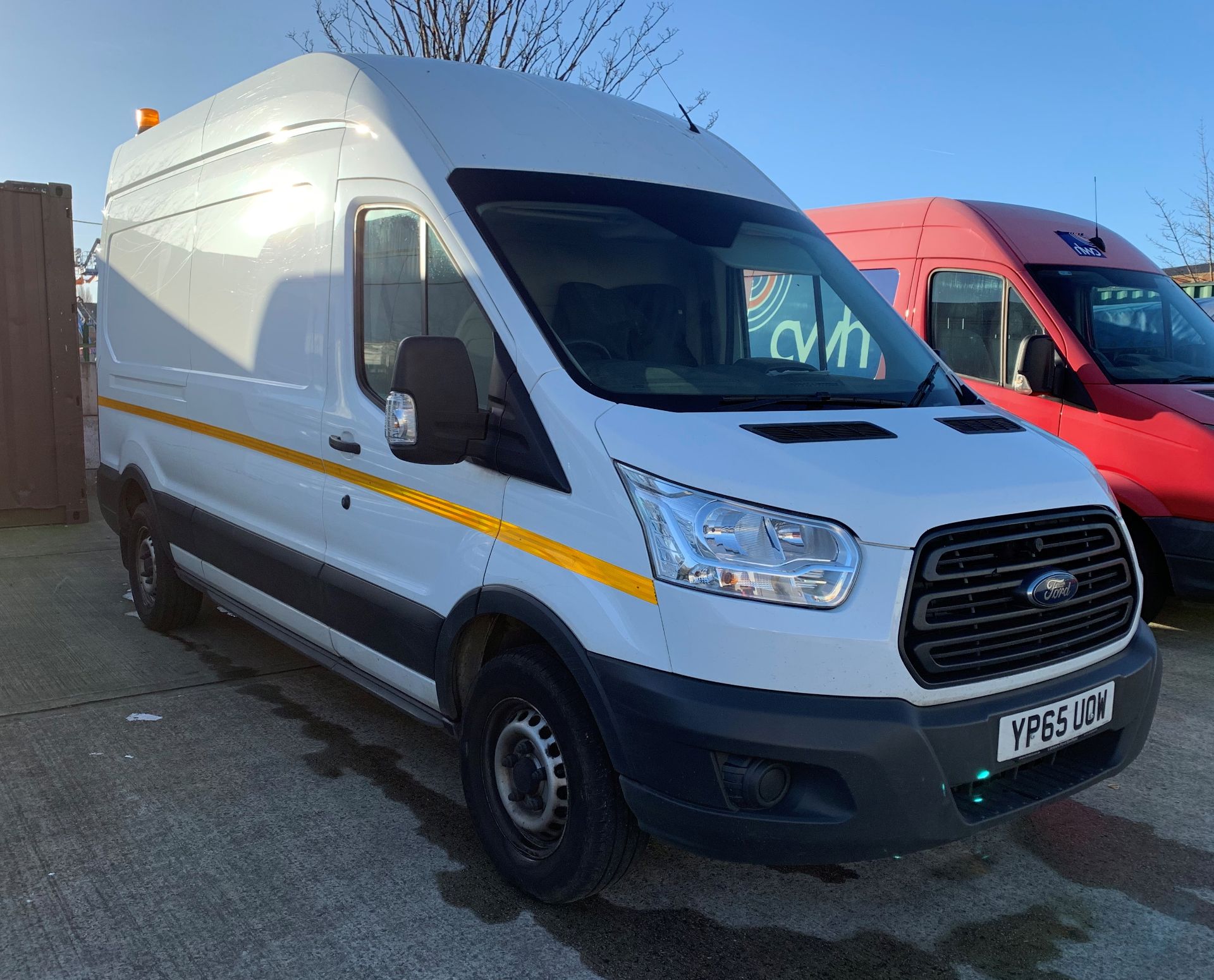 FORD TRANSIT 350 2.2 PANEL VAN - diesel - white Reg No YP65 UOW Rec Mil 79,026+ 1st Reg 09.11. - Image 3 of 8