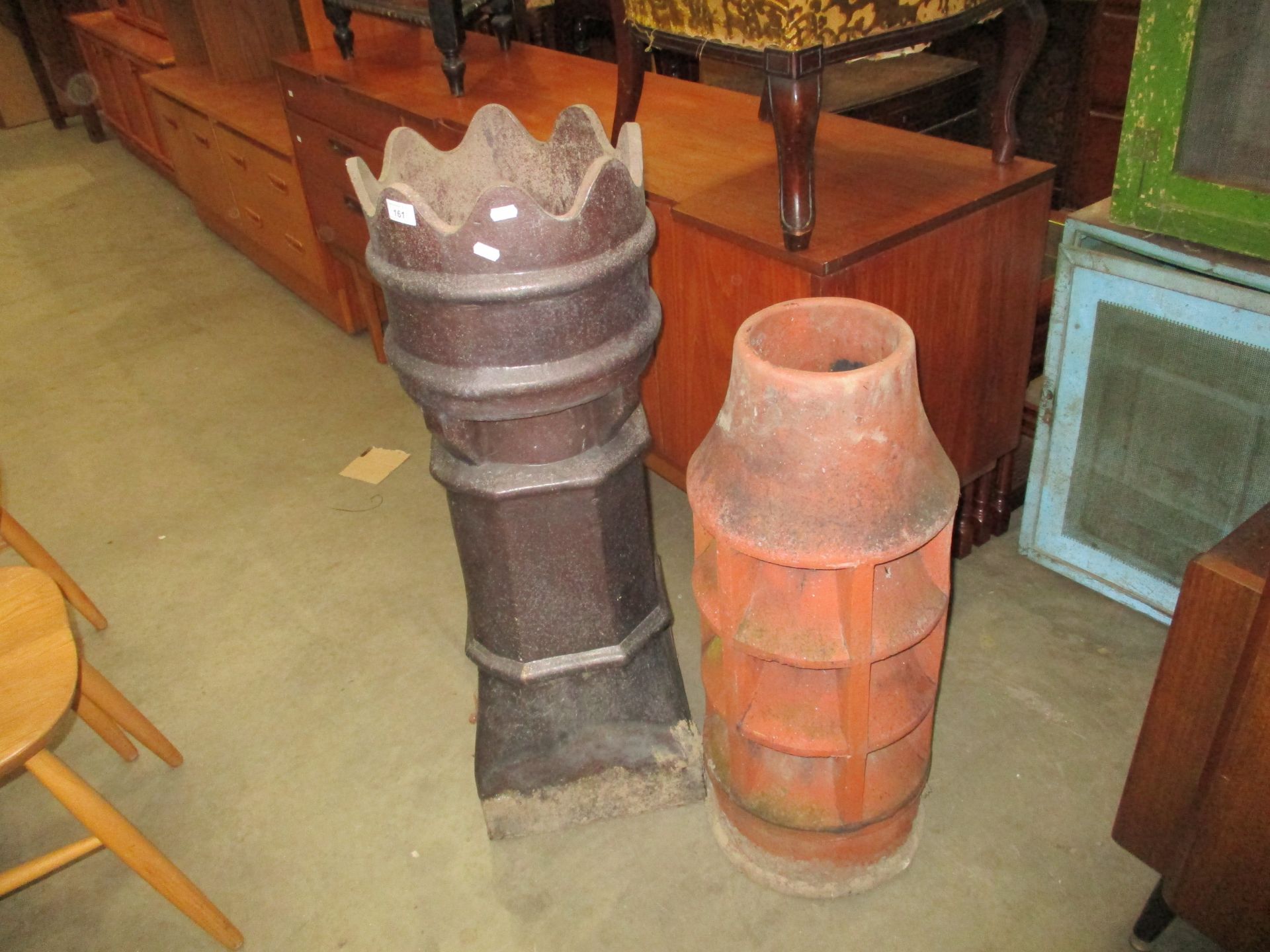 A salt glazed crown top chimney pot 94cm and a terracotta chimney pot 76cm (2)