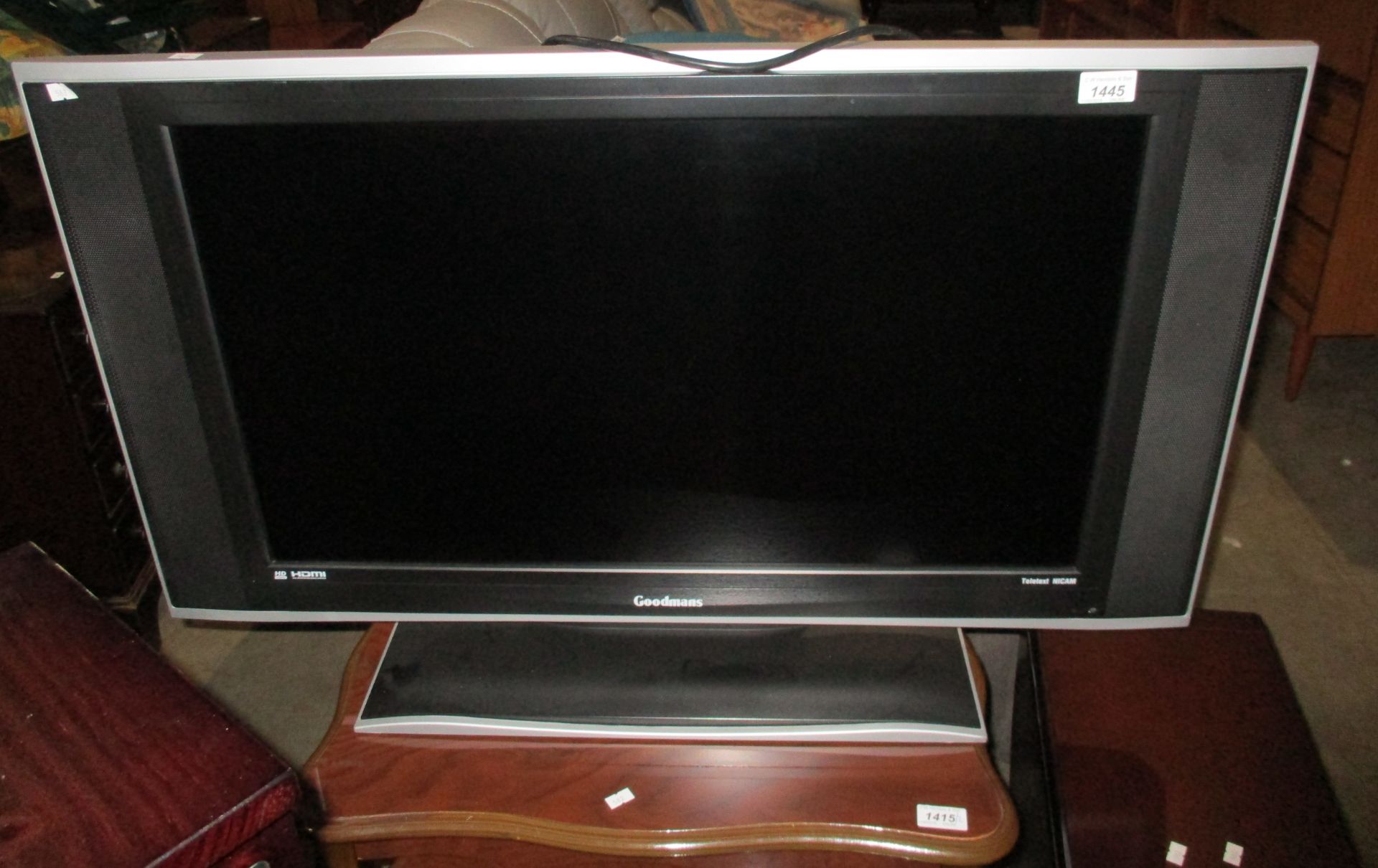 A Goodmans CTVL32W22HD 32" flat screen TV - no remote control