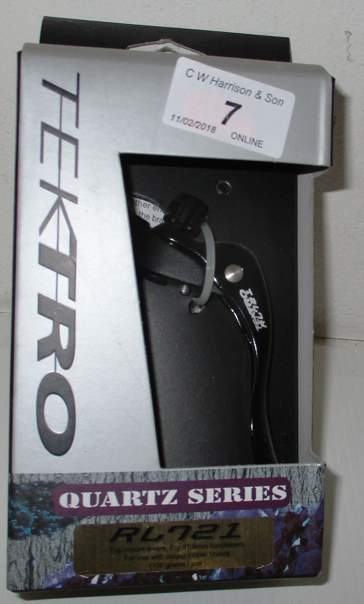 A Tektro Quartz Series RL721 top mount levers for 31.