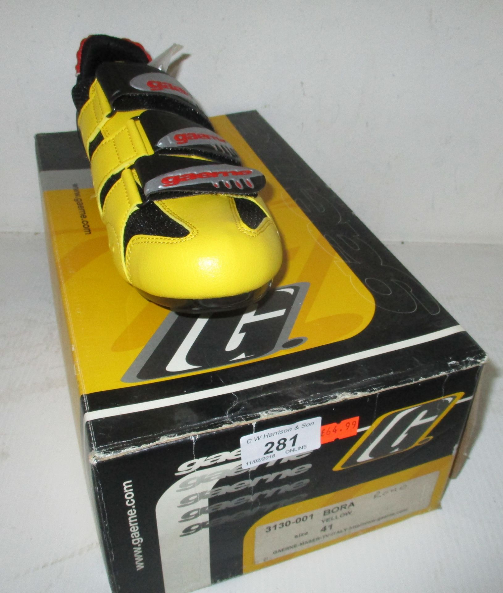 A pair of Gaerne Bora cycling shoes in yellow size 41