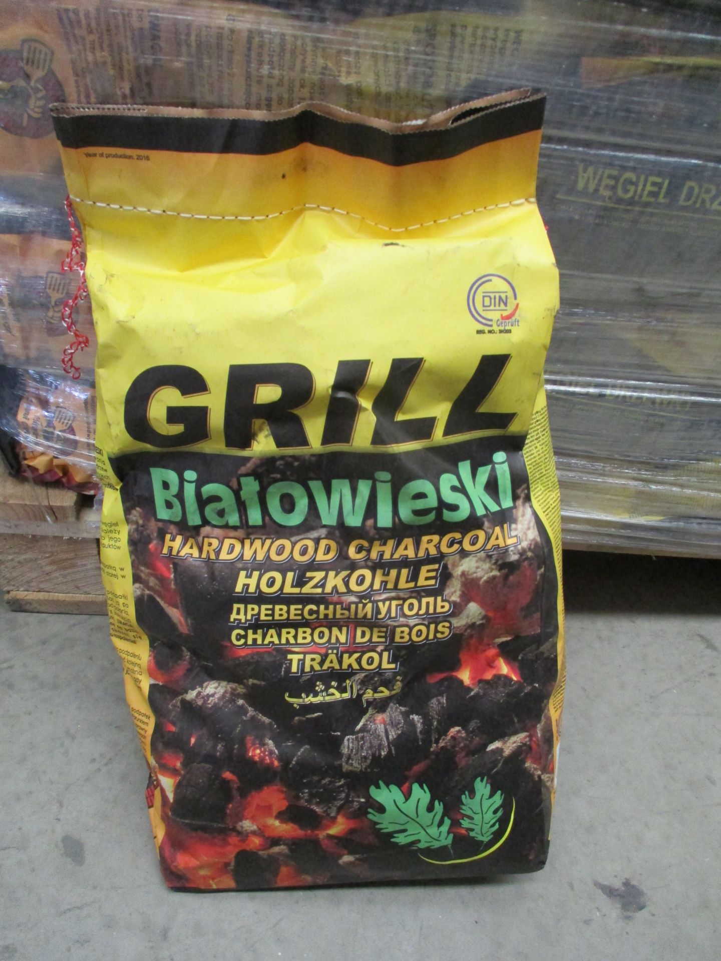 20 x 2kg bags of Biatowieski hardwood charcoal ref.