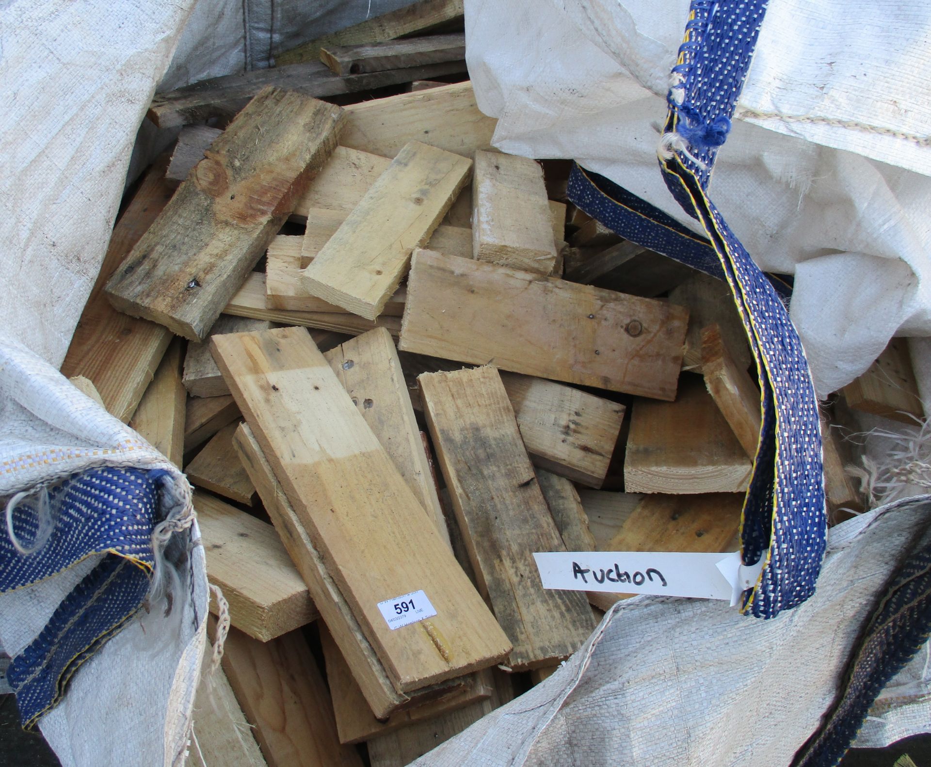 A large bag of wood off cuts/kindling