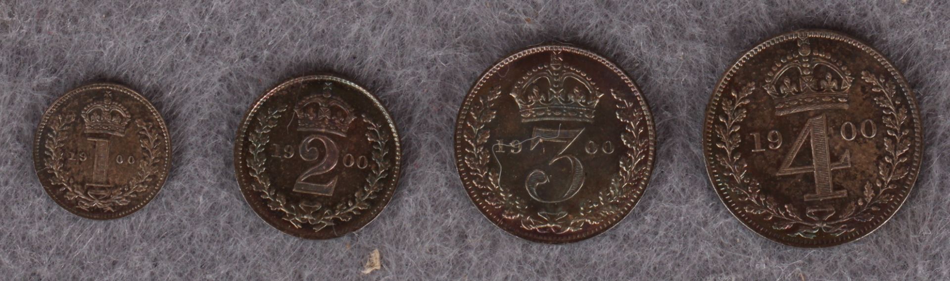 Maundy coin set 1900,