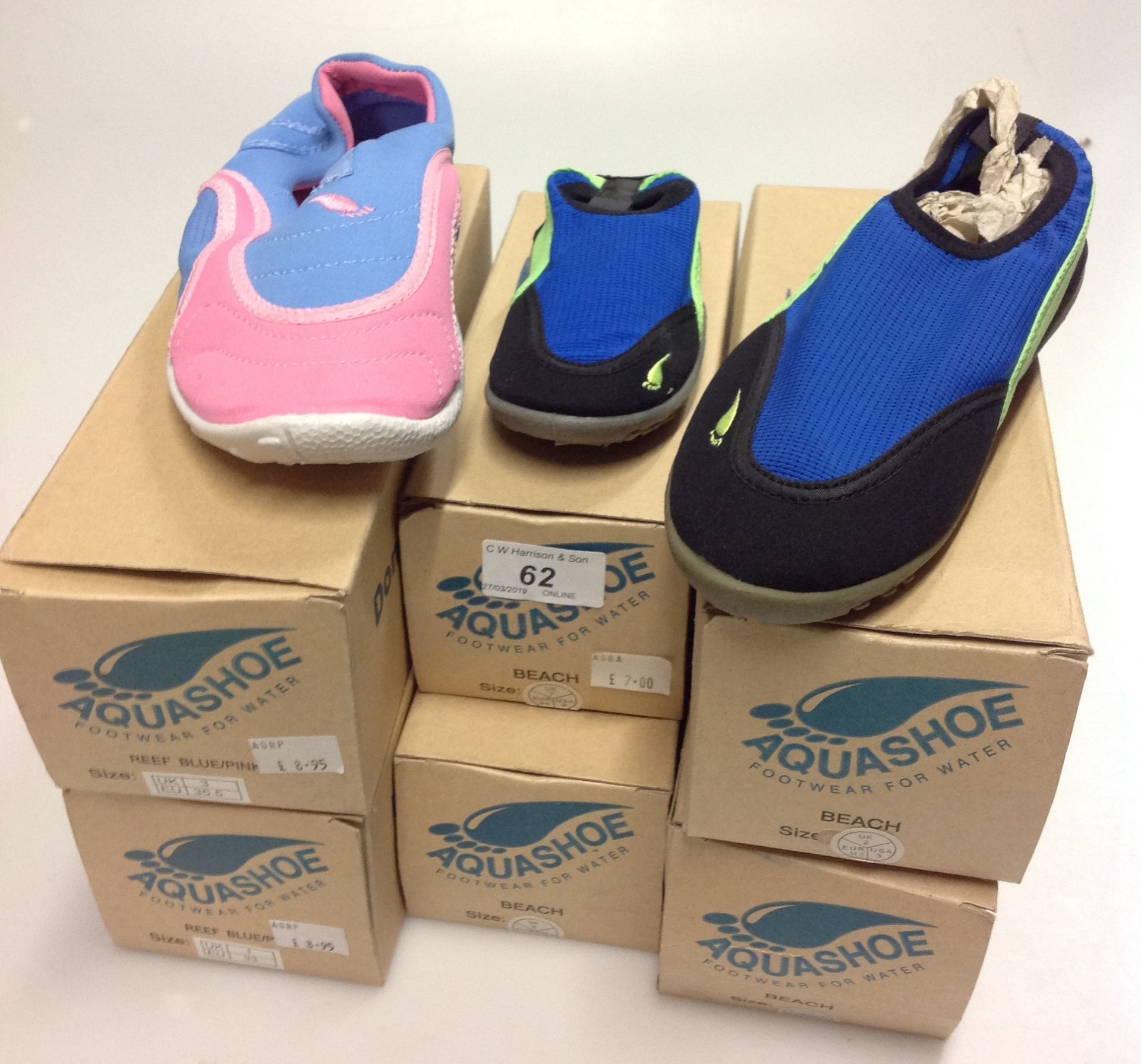 6 x pairs of assorted Aquashoes - assorted sizes - 1, 2, 3, 6,