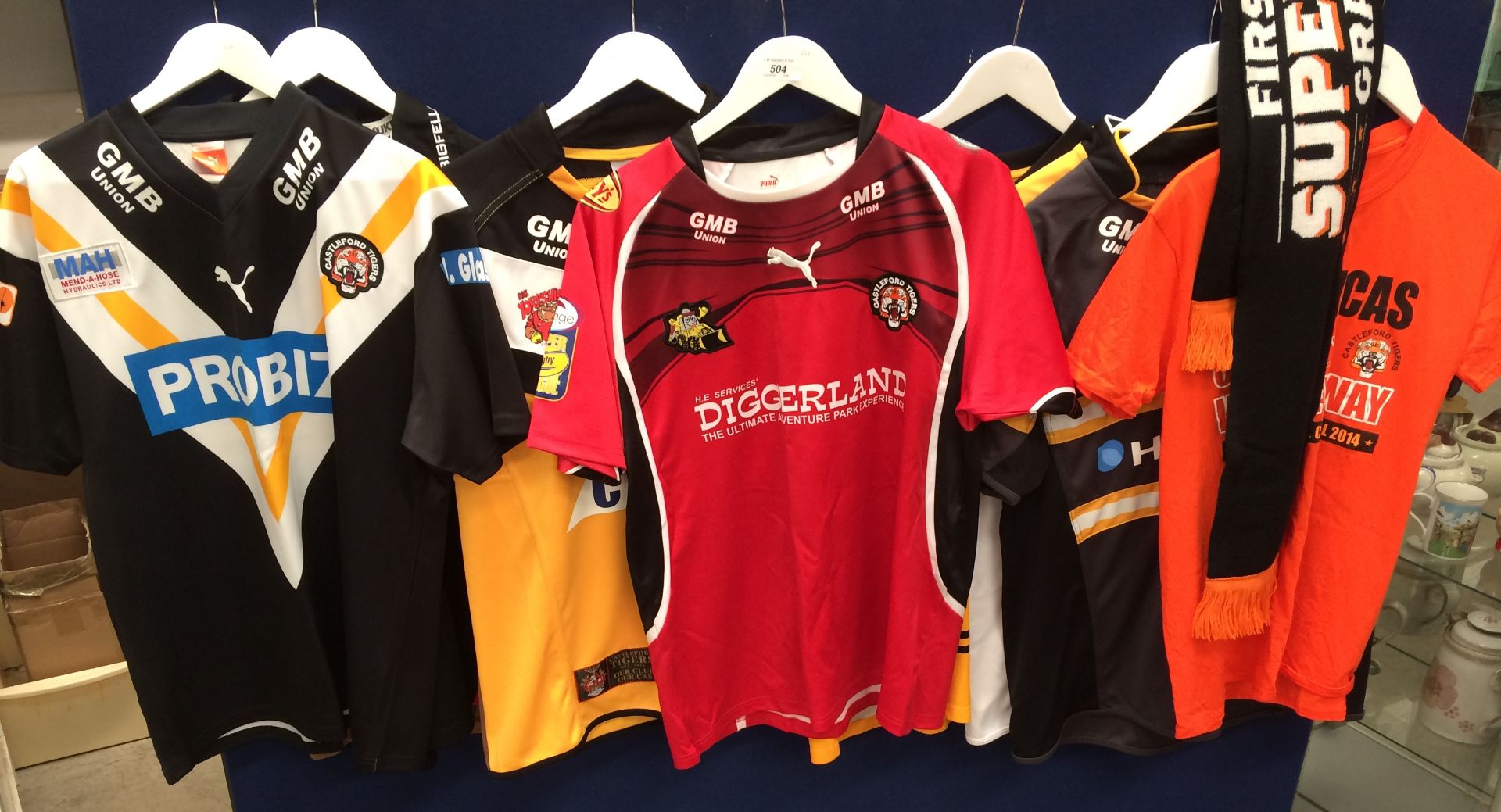 A collection of Castleford Tigers rugby shirts (7) sizes S-L,