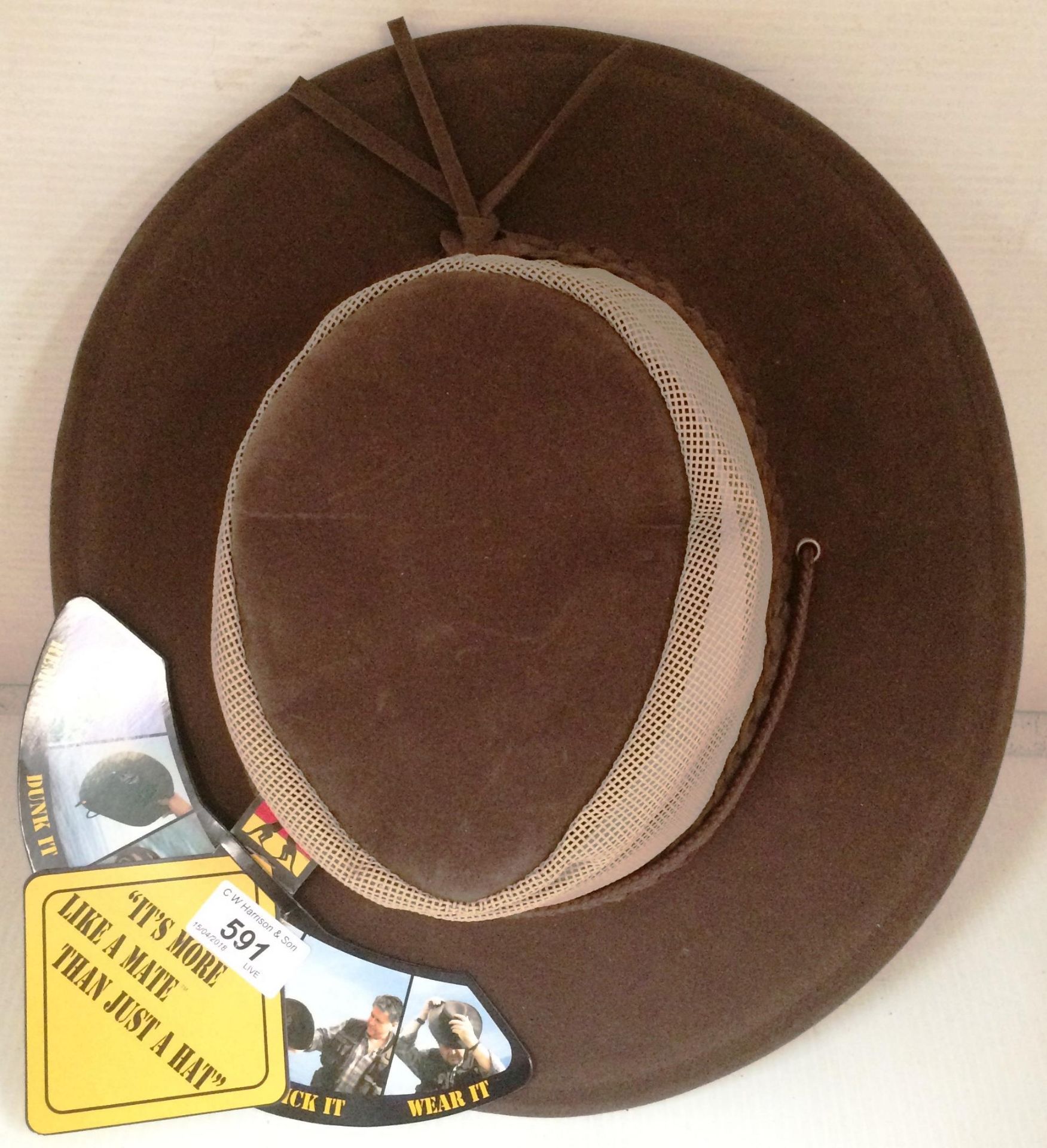 A Kakadu mush breathable bush hat in brown/beige size L