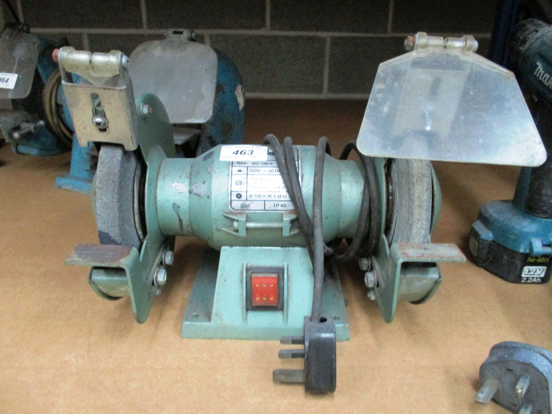 Bench top double headed grinder - 240v non runner