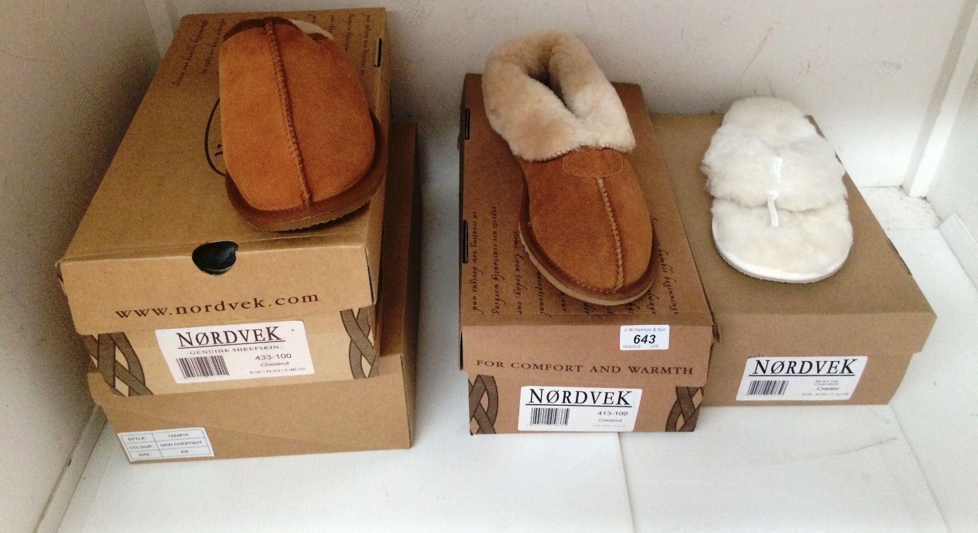 10 x assorted pairs of Nordvek 100% sheepskin slippers