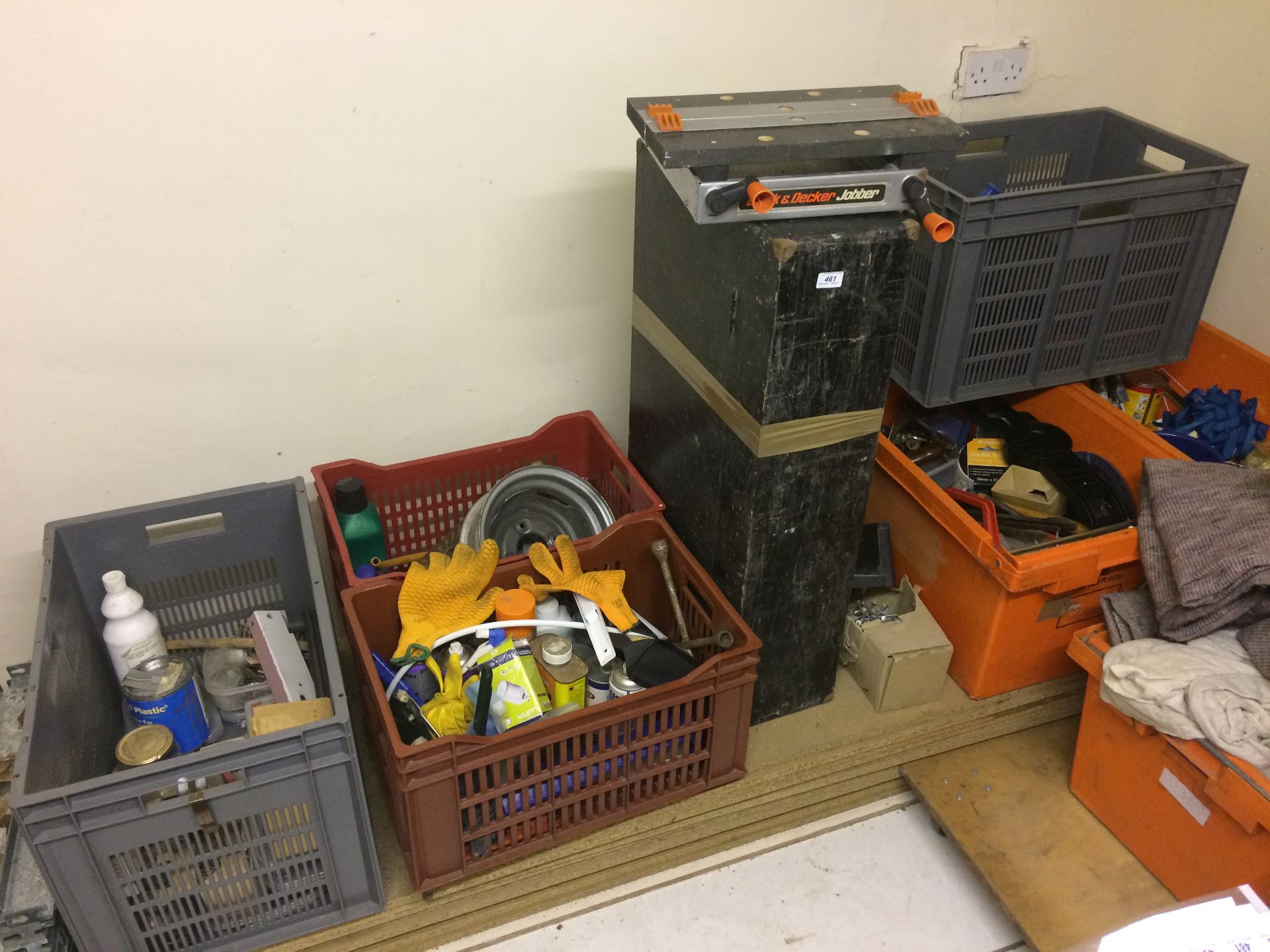 Contents to six crates - painting and decorating items, part socket sets,