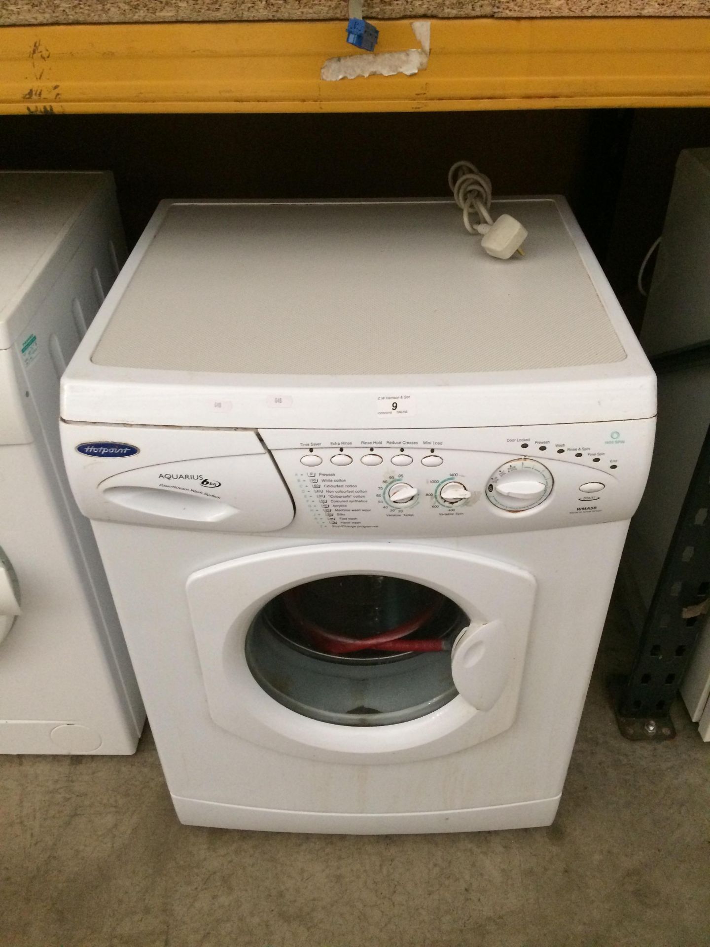 A HotPoint WMA58 6kg washing machine