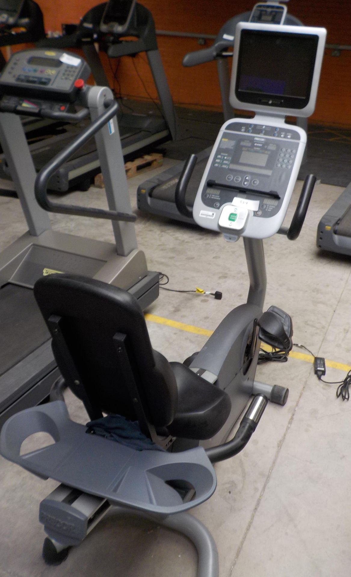 PRECOR RECUMBENT BIKE - C842i(WITH TV) serial number A952J30090015 *PLEASE NOTE - this lot is to be