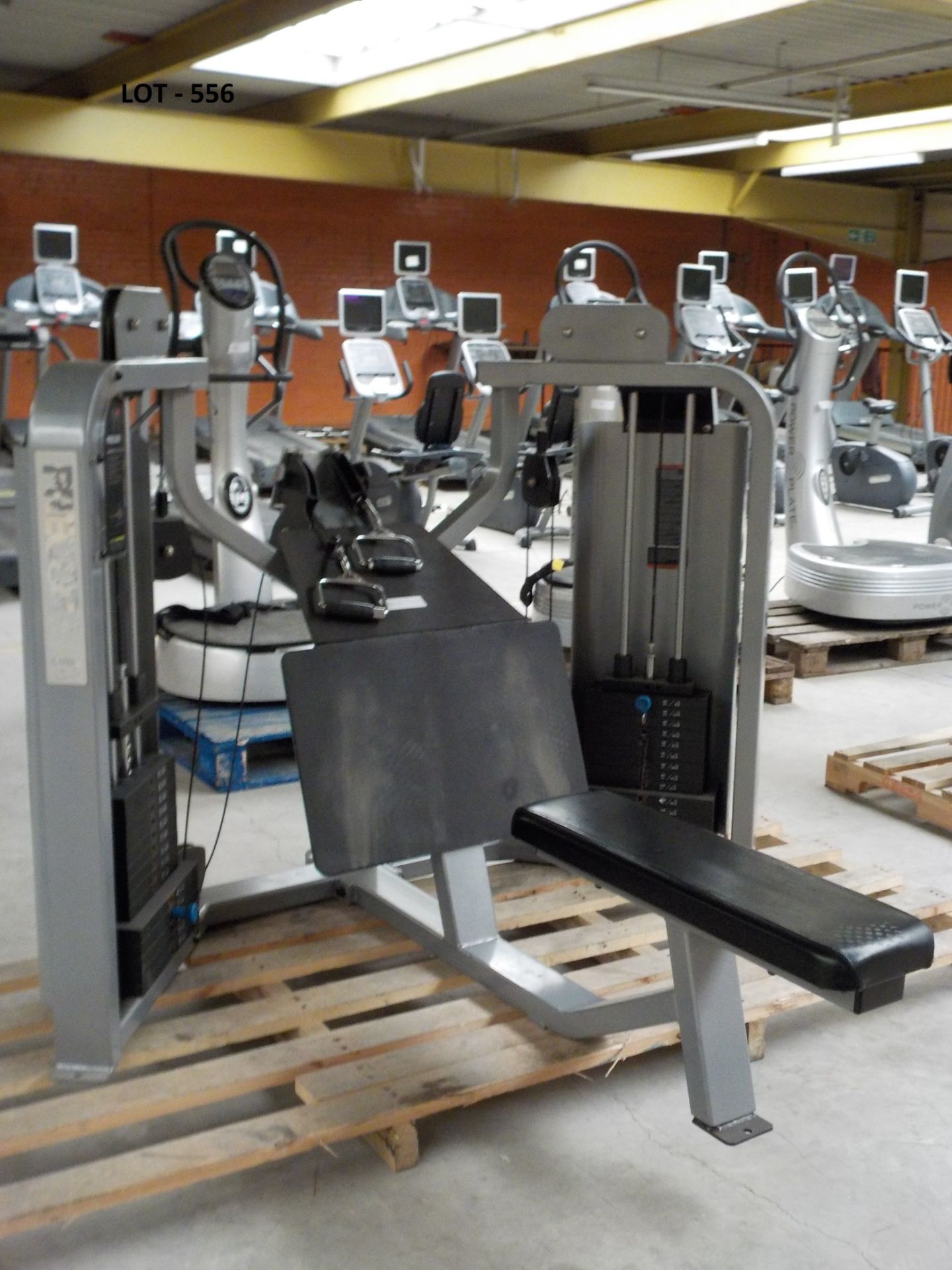 PRECOR - ICARIAN DUAL ROW FT332 *PLEASE NOTE - this lot is to be viewed and collected from the