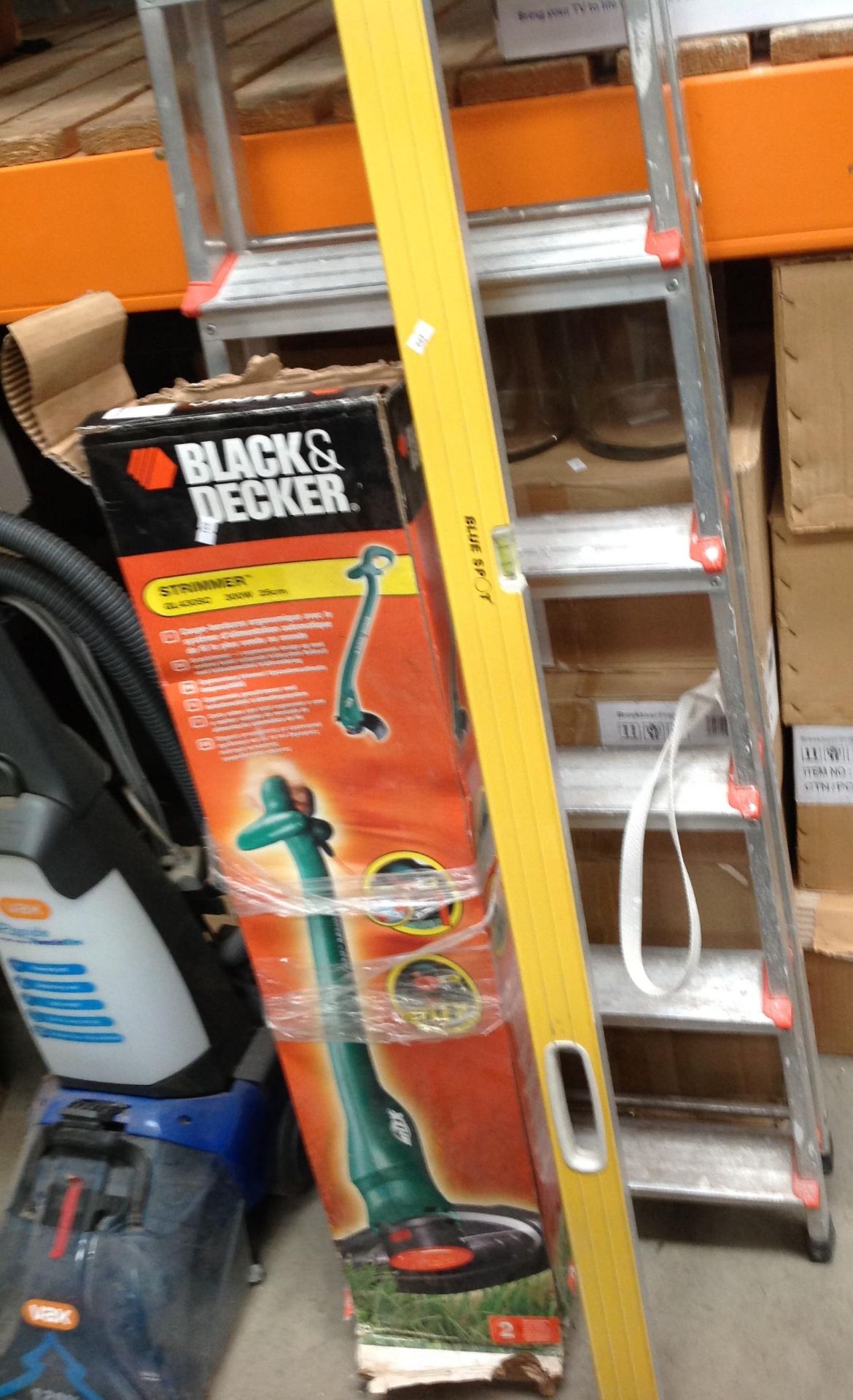 Black & Decker strimmer with box,