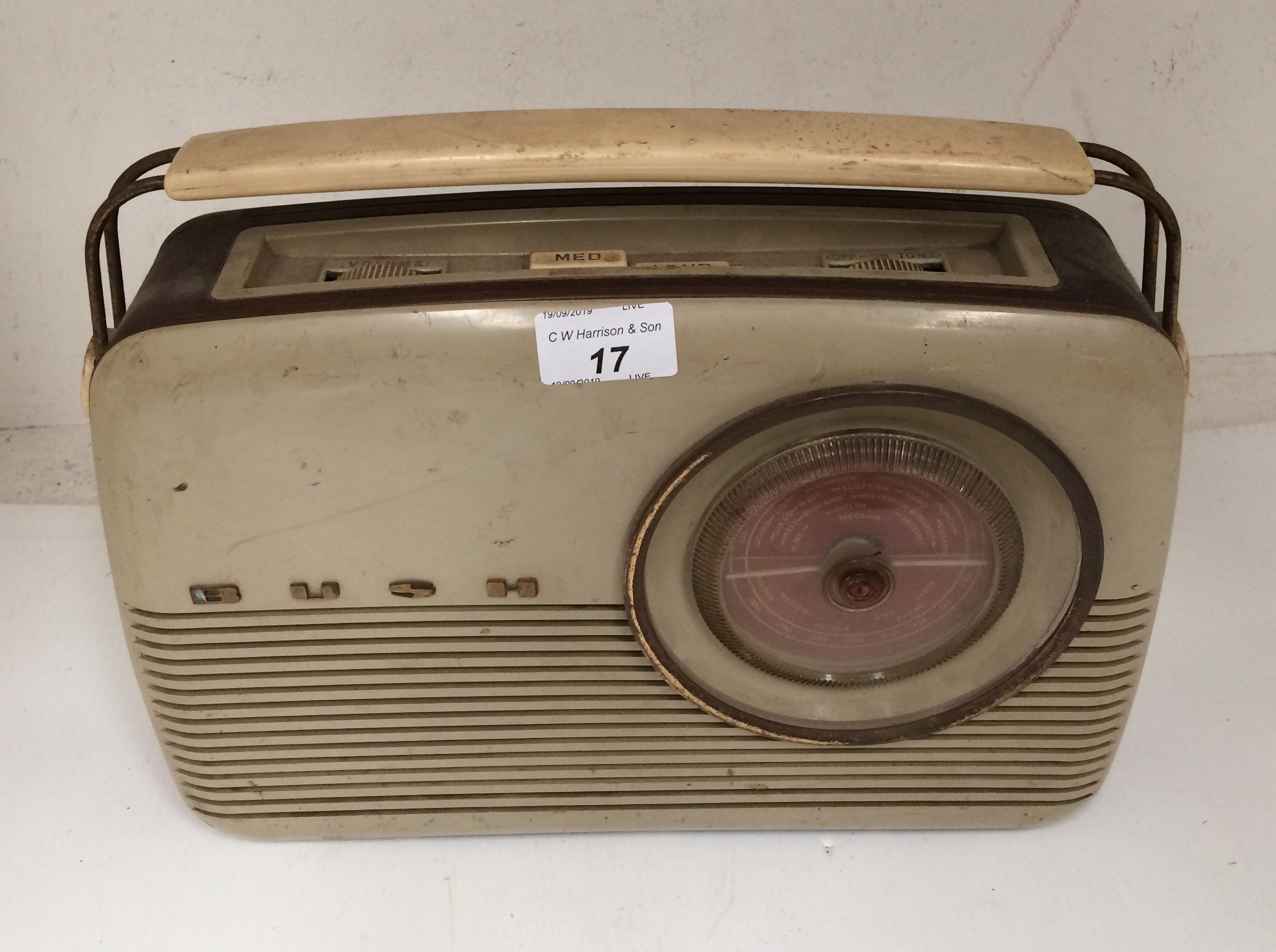 A bush MB60 radio