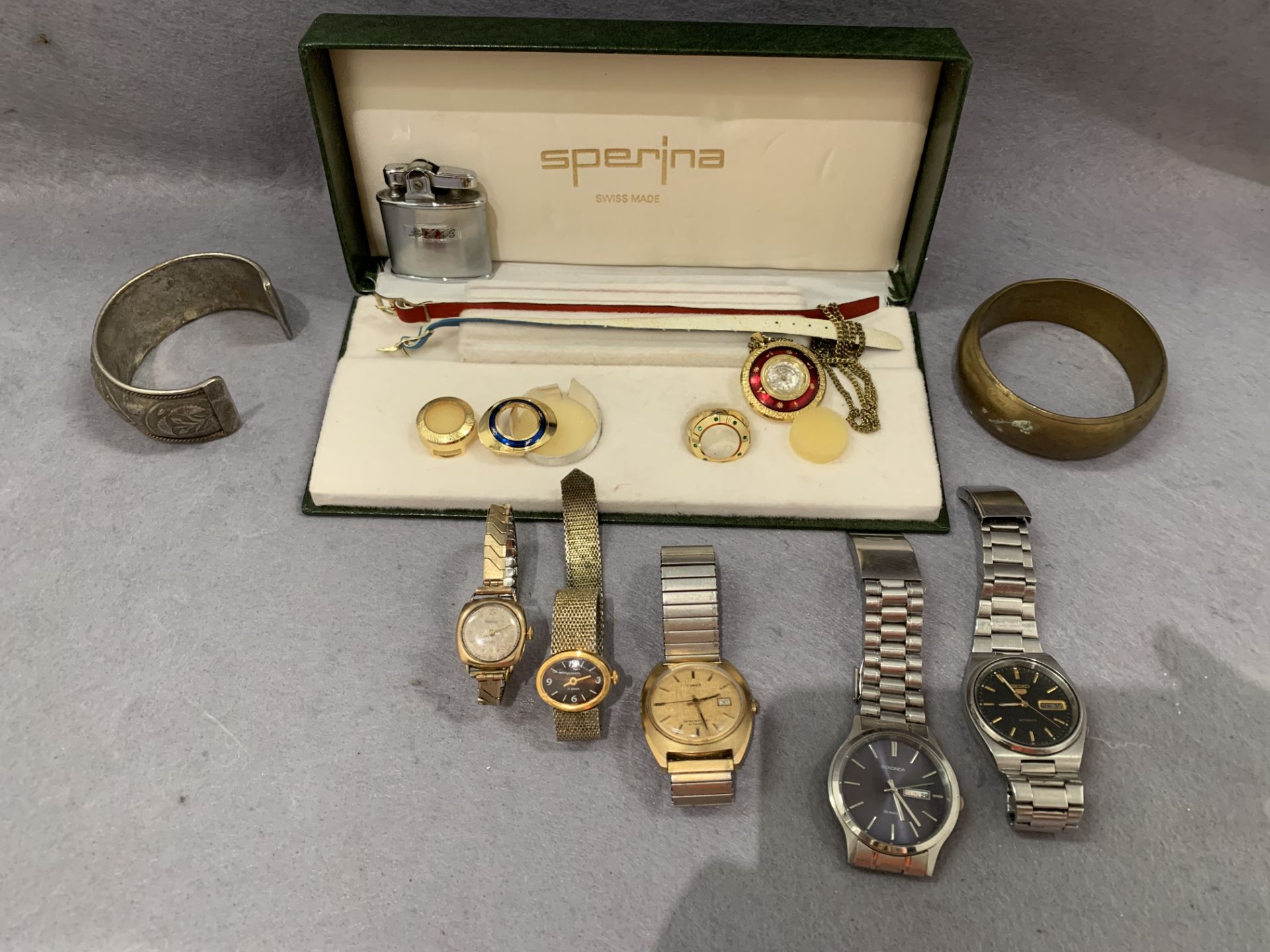 A Rotary lady's 9ct gold cased wrist watch, expanding bracelet,