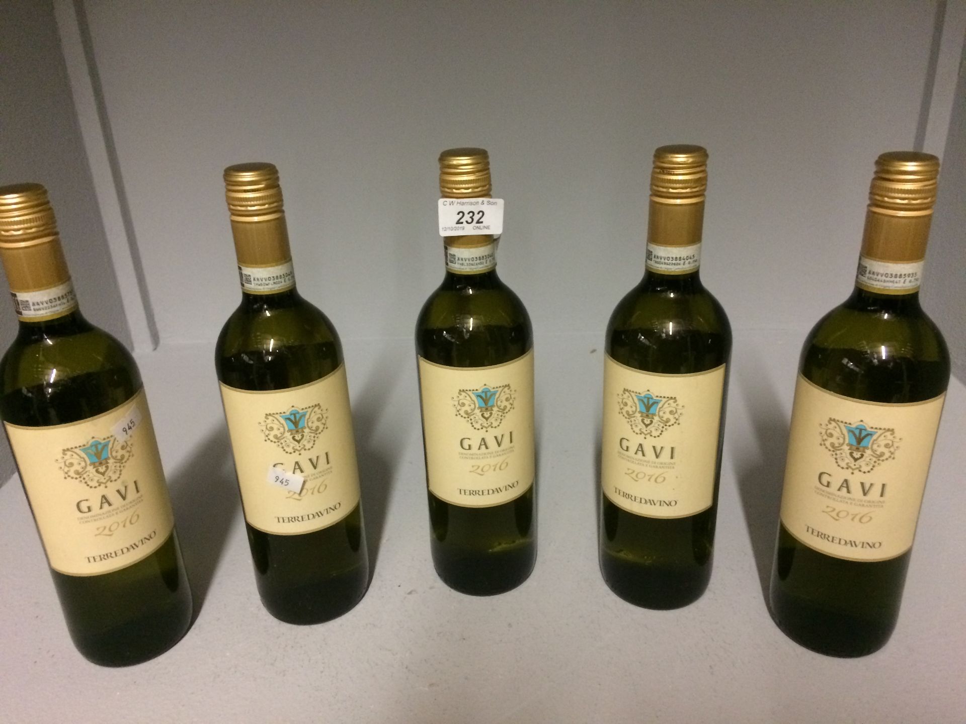 5 x 75cl bottles Gavi 2016 Terredavino