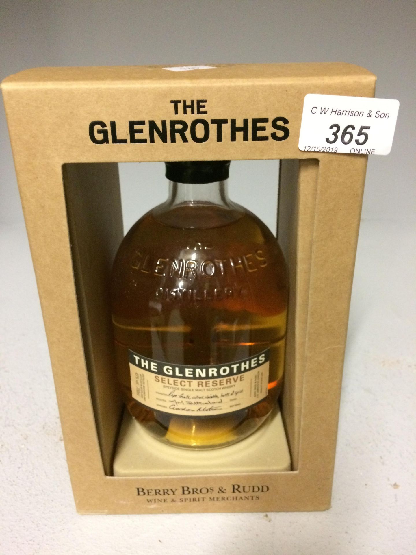 A 700ml bottles The Glenrothes Select Re