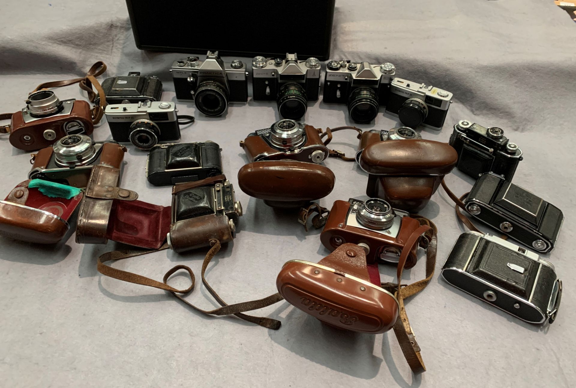 Folding portable case and contents - 16 x various folding and other cameras by Kodak, Zenit,