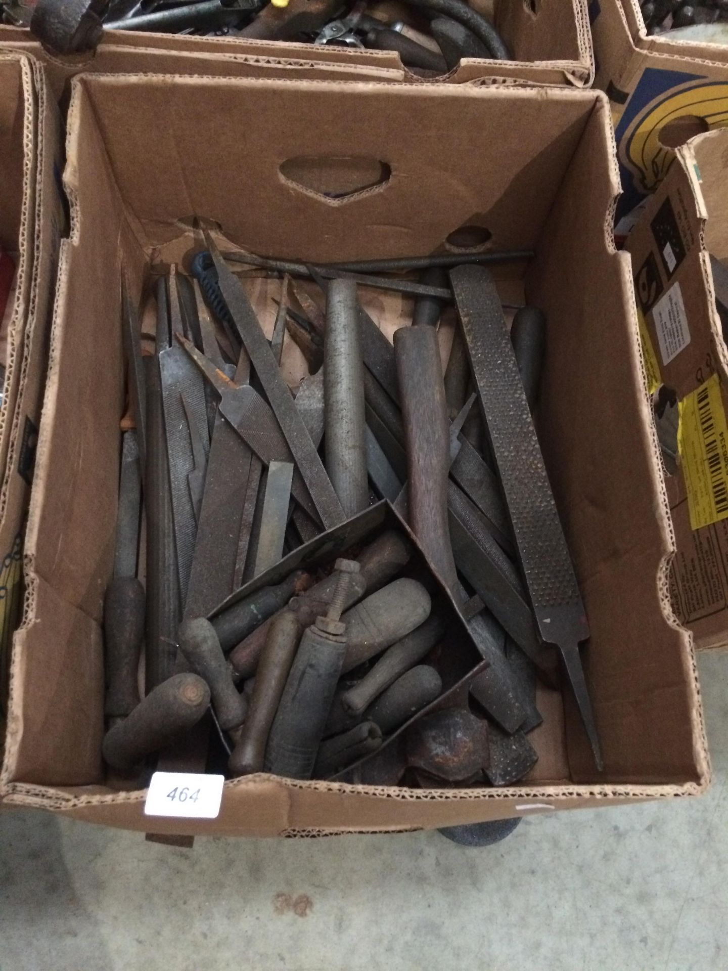 Contents to box - large quantity of files, chisels,