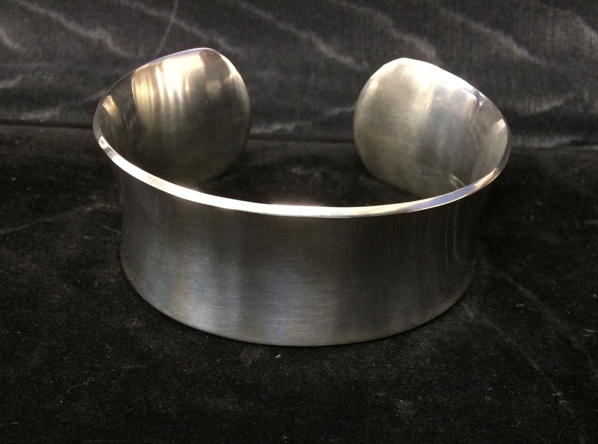 GEORG JENSEN 925 sterling silver bangle/cuff RRP £395 (please note this lot is subject to vat)