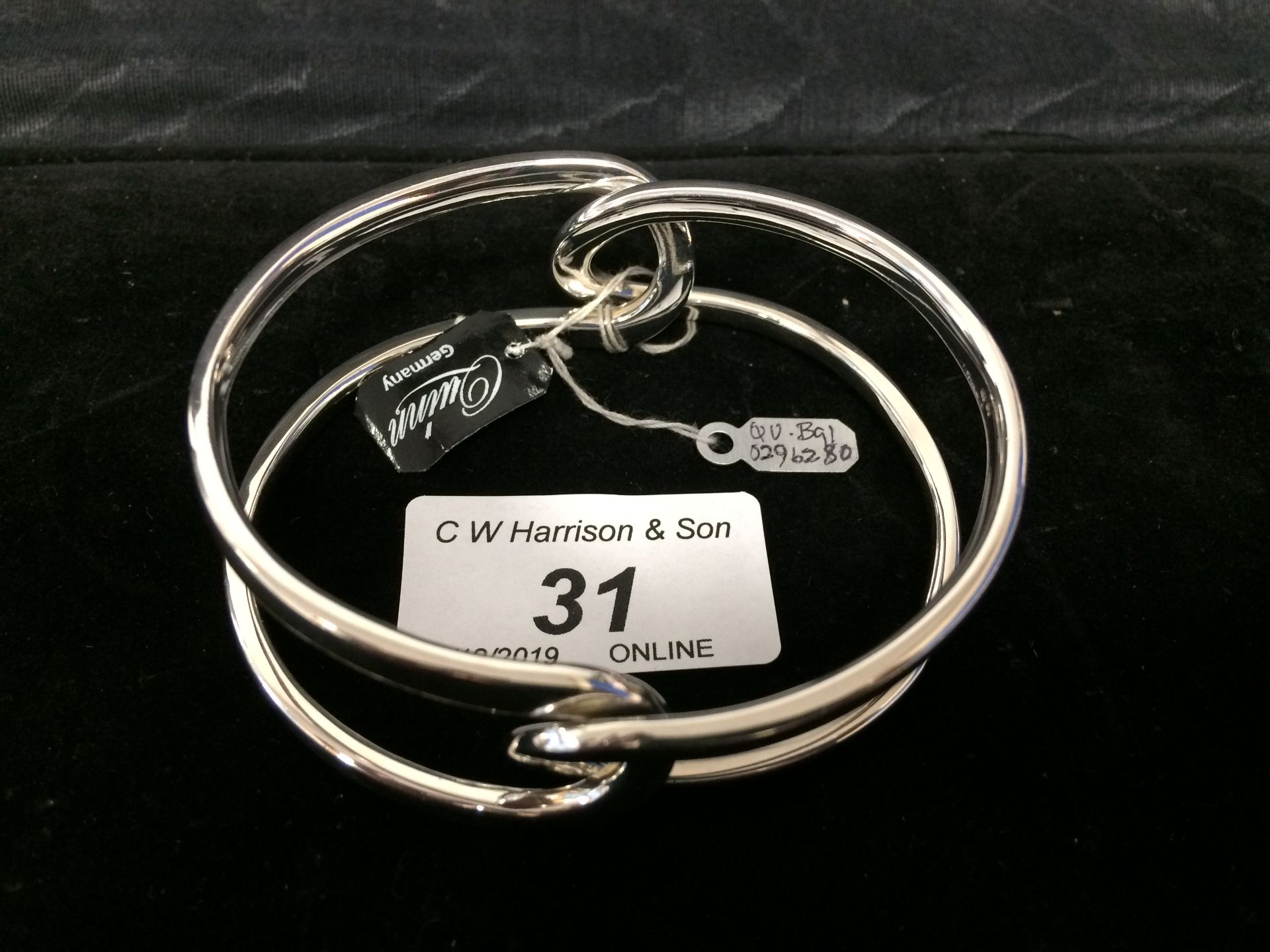 Quinn 925 sterling silver bangle RRP £415 (please note this lot is subject to vat)