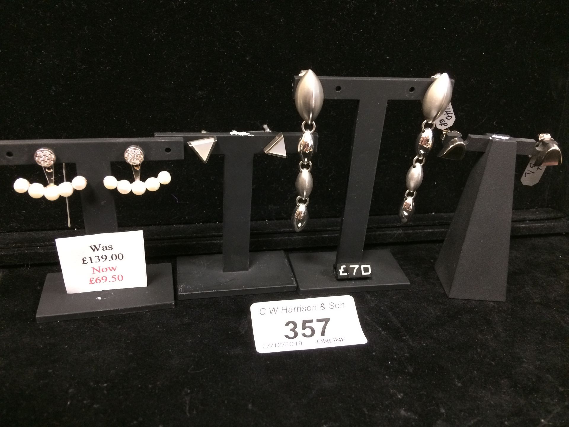 4 x pairs 925 sterling silver earrings RRP £60-£70 each (please note this lot is subject to VAT)