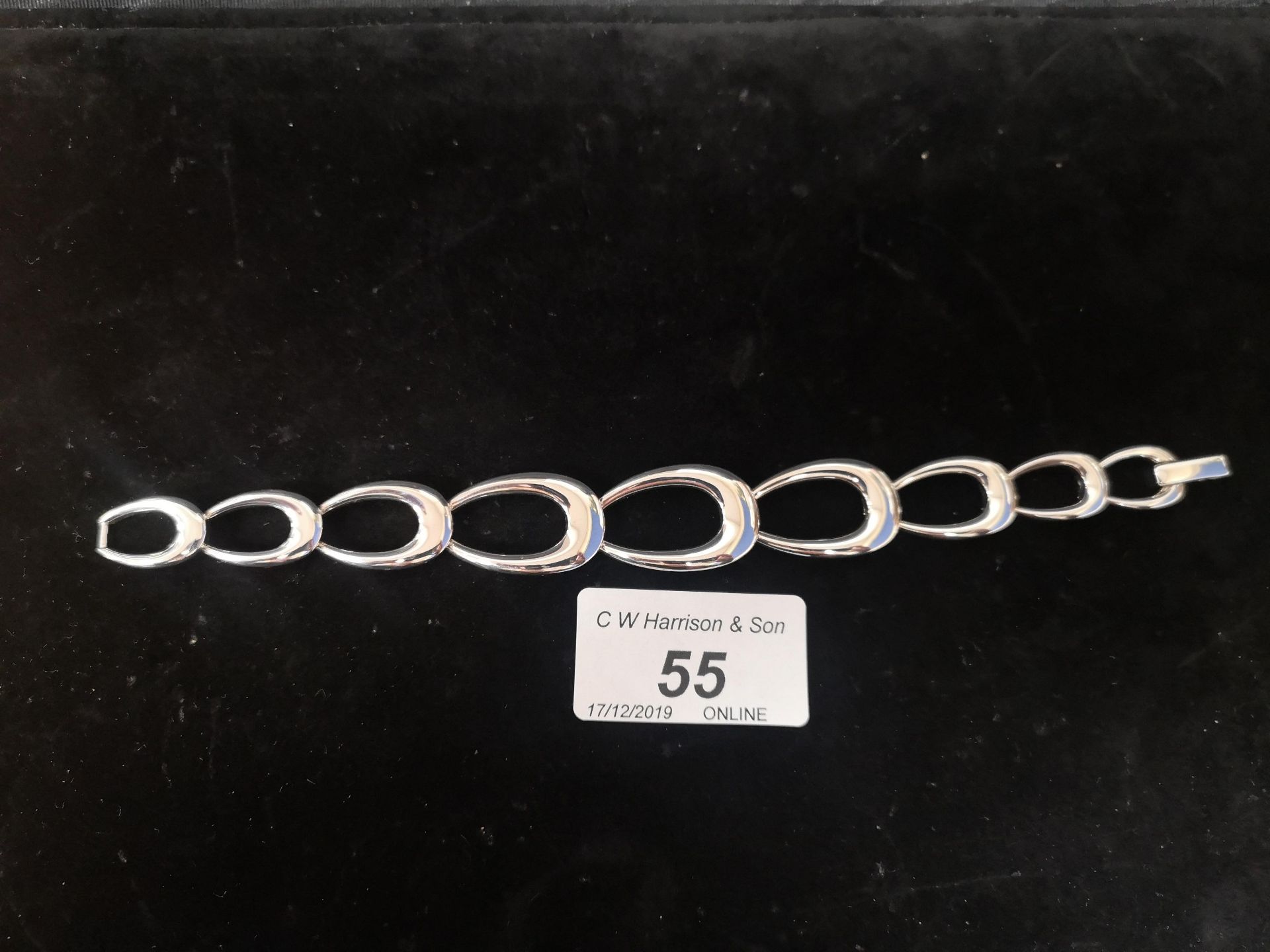 Quinn 925 sterling silver bracelet (please note this lot is subject to vat)