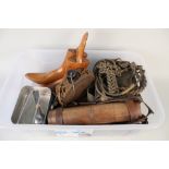 A mixed lot of militaria etc