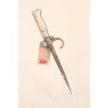A French 1886/93 'Epee' bayonet,