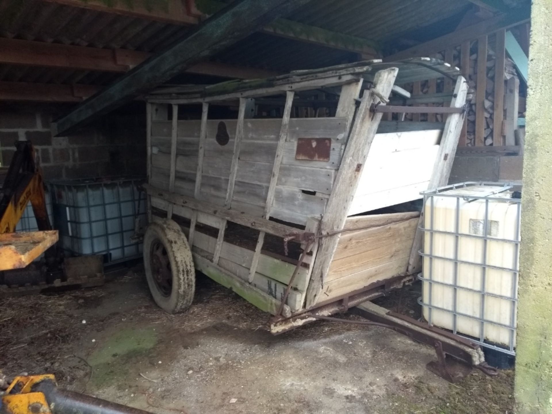 Timber sided livestock trailer