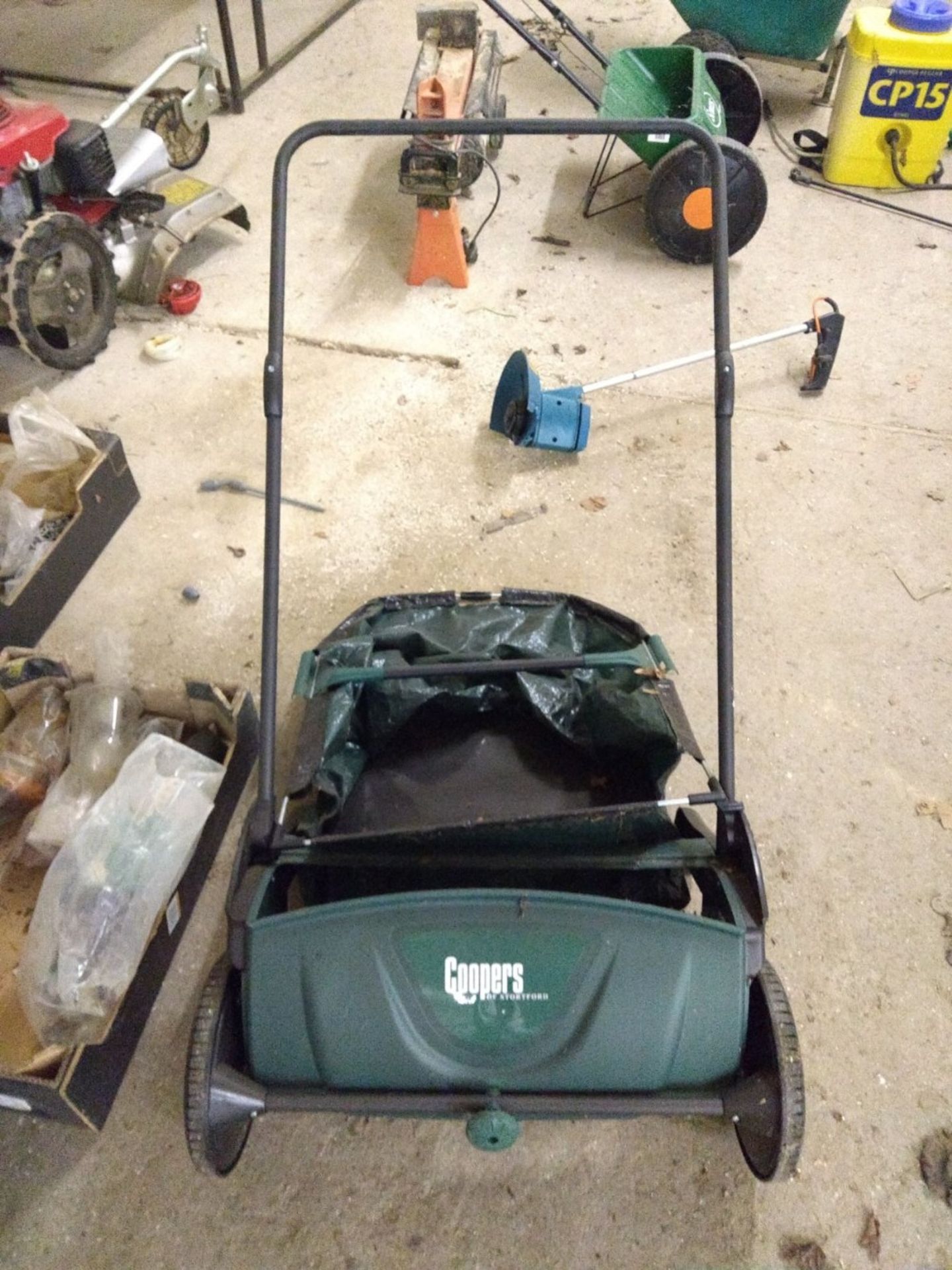 Coopers Leaf/Lawn sweeper