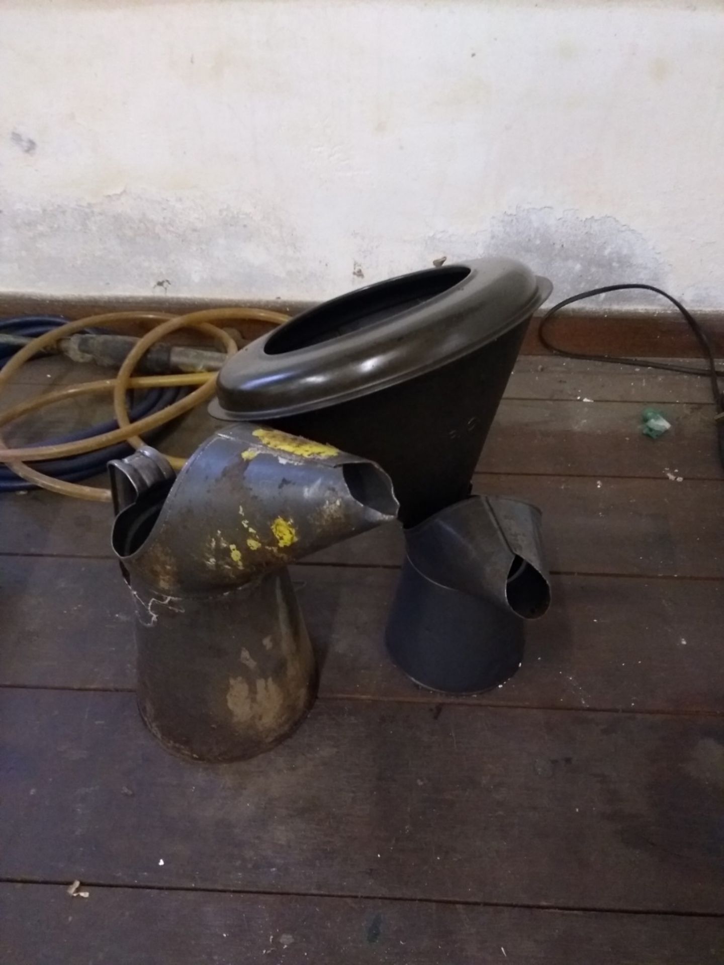 2 x oil can pourers and 1 x funnel