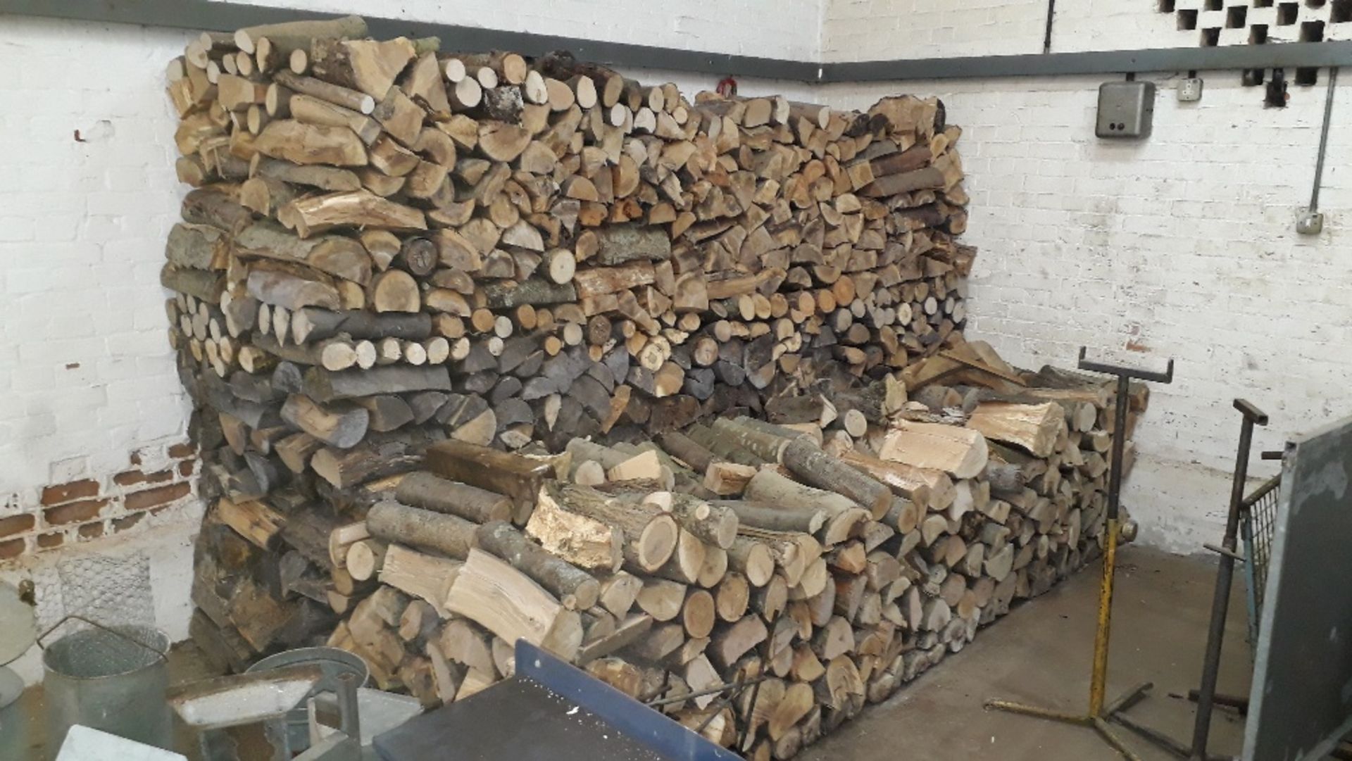 Heap of cut firewood, overall approx. 6.