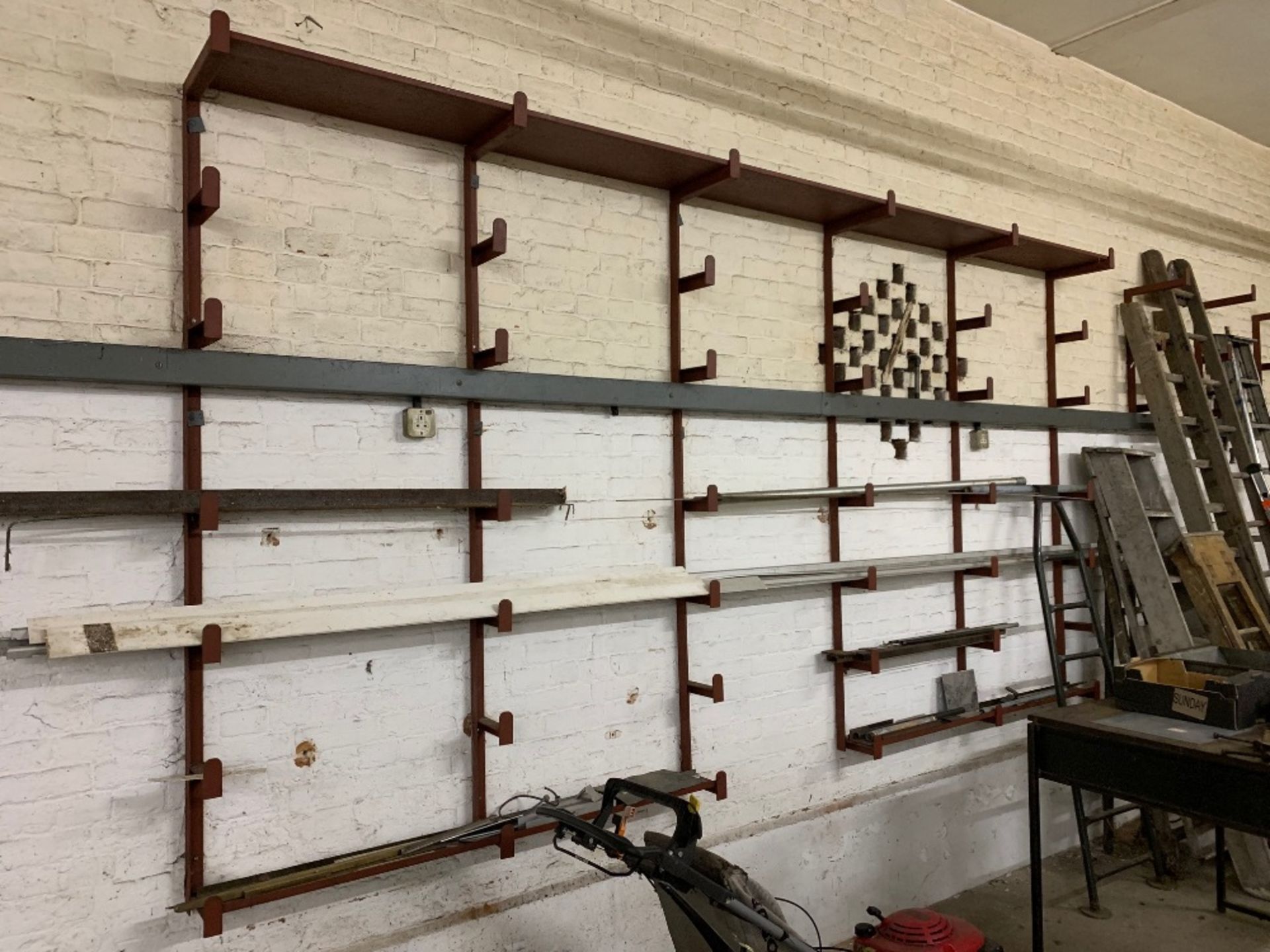 Metal wall mounted racking