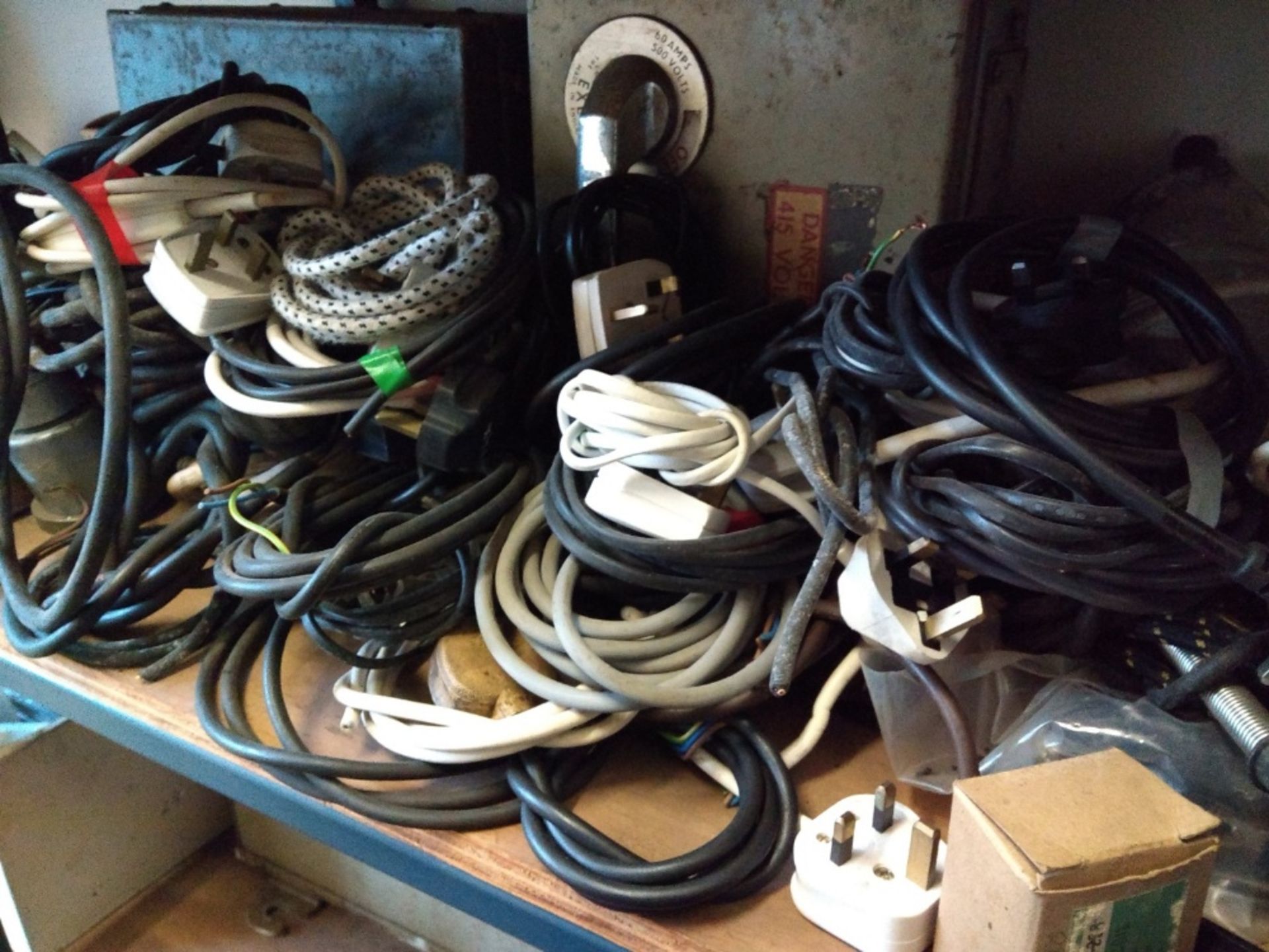 Quantity of plugs, - Bild 2 aus 2