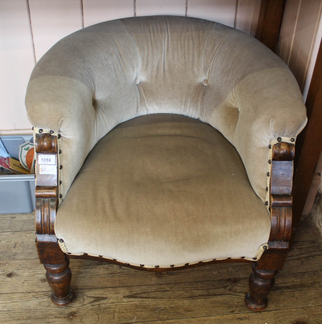 A Victorian mahogany upholstered tub chair