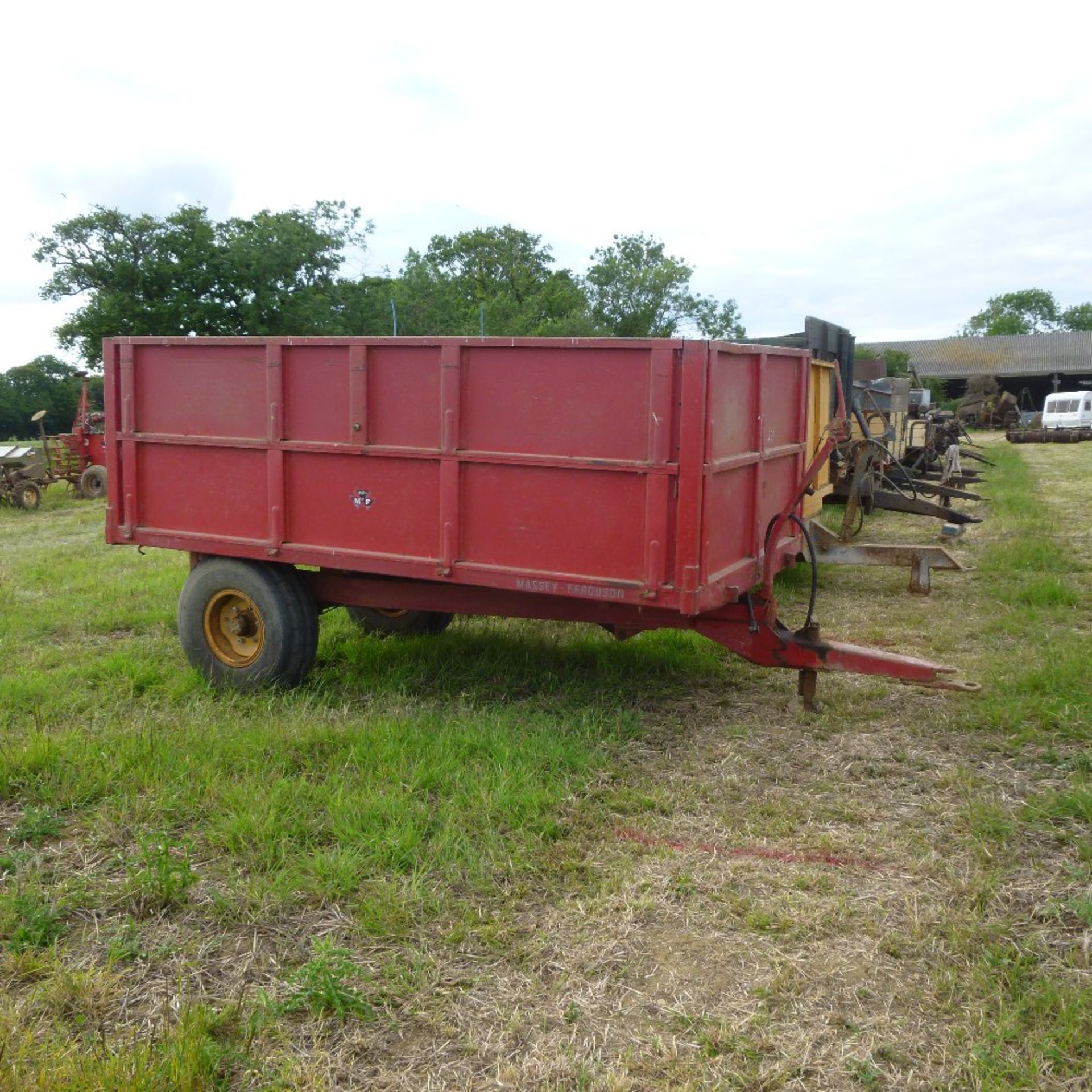 MF single axle grain trailer 6T,